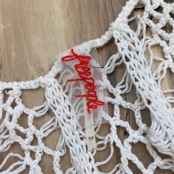 Crocheted white tank. By Free people - Picture 3 of 6